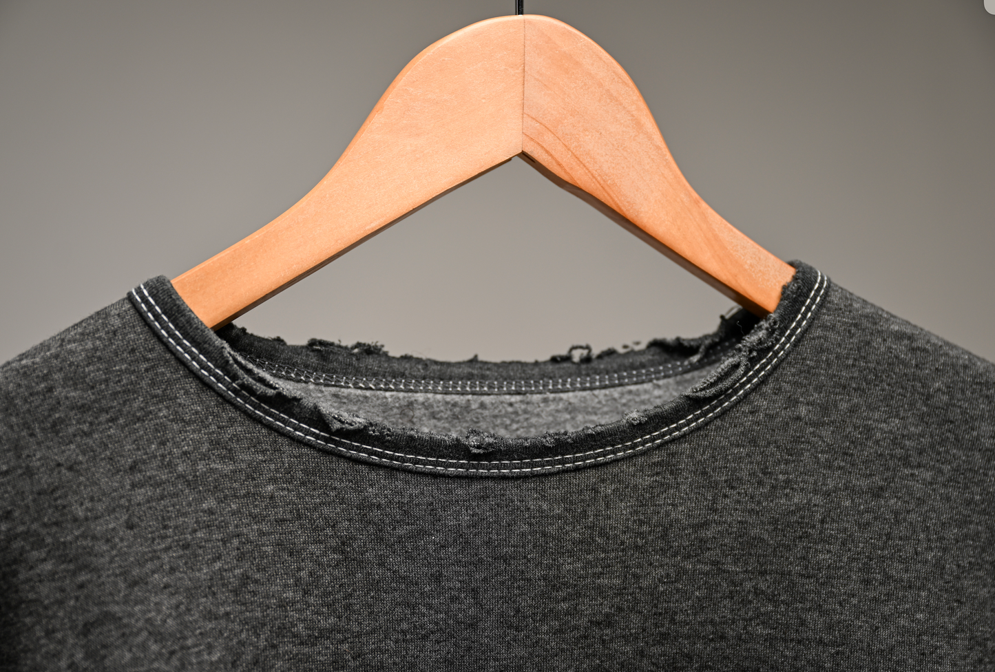 SHRTSLV - Dark heather grey w/ sky blue